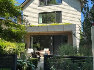 2939 W 15th Ave, Vancouver, BC V6K 3A3