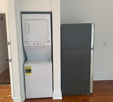 3rd image of 9 Hill St #11092319