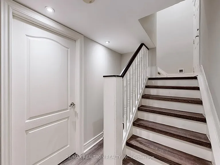 49 Exbury Rd #BASEMENT — Photo 26
