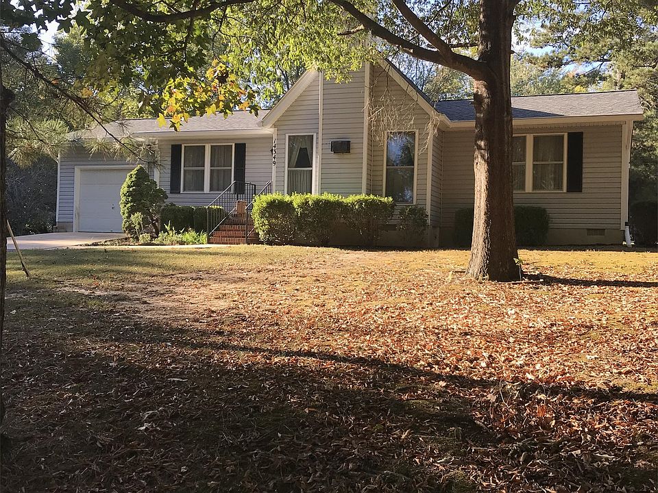 1st image of 14349 Hillcrest Dr