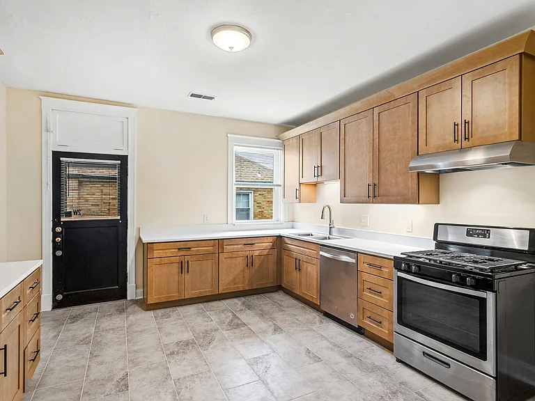 7307 Delmar Blvd #2W — Photo 13