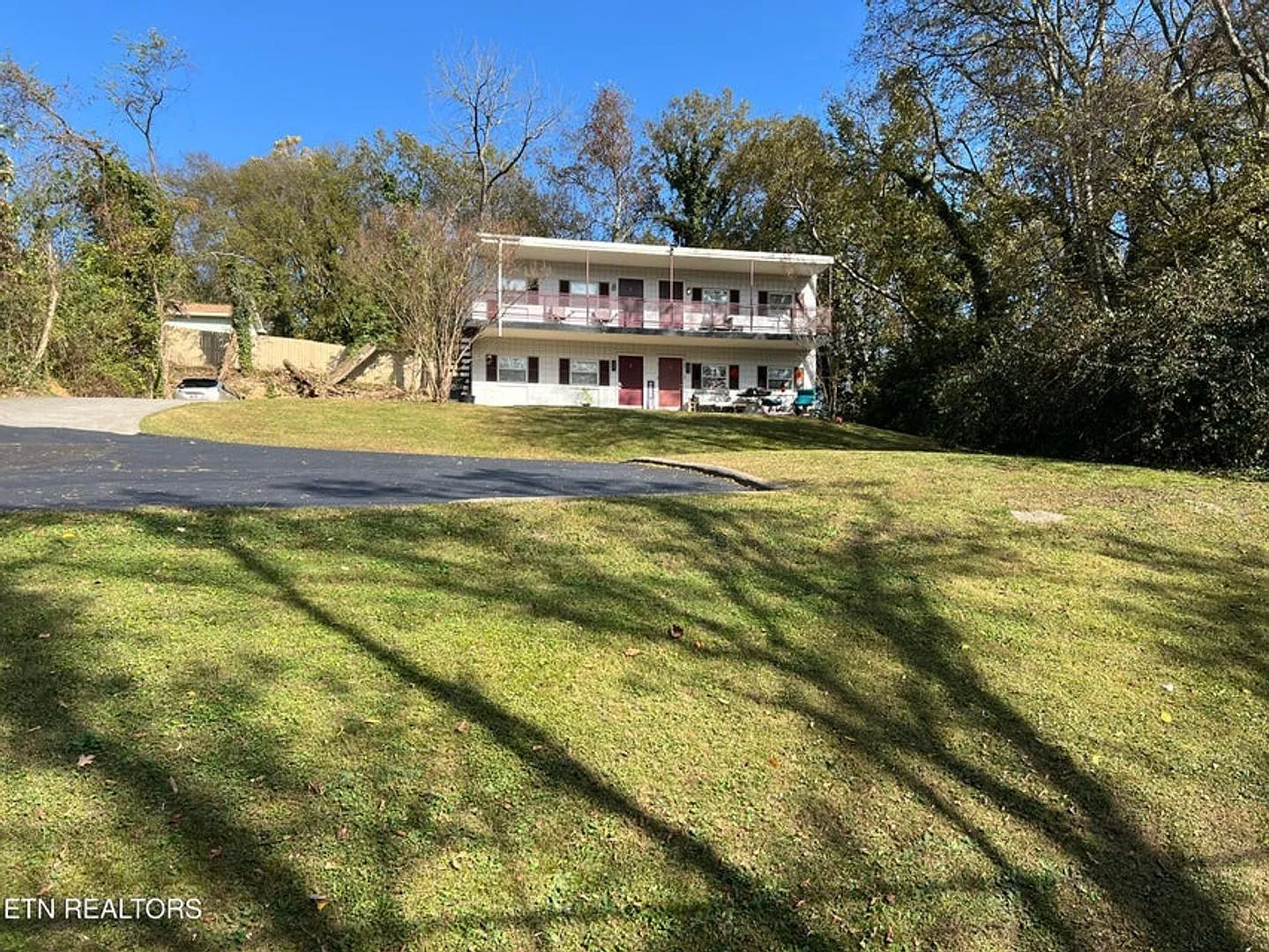 1 bed, 1.0 bath, 600 sqft, $1,000 — Photo 1