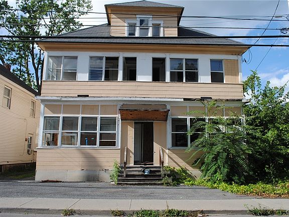 2nd image of 108 Woods Rd