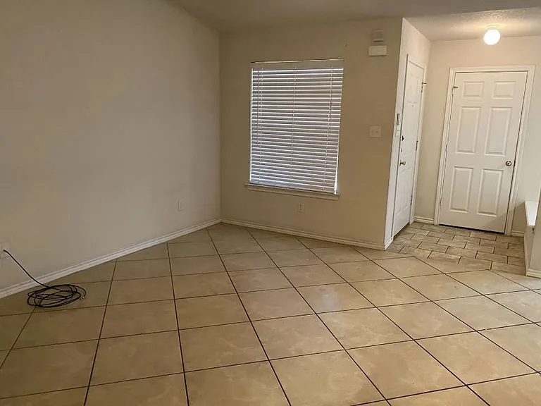 945 Willow Pond St #945 — Photo 12