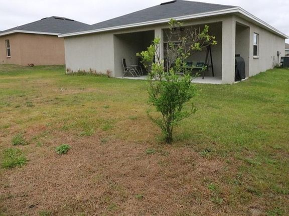 3rd image of 721 Greenshank Dr