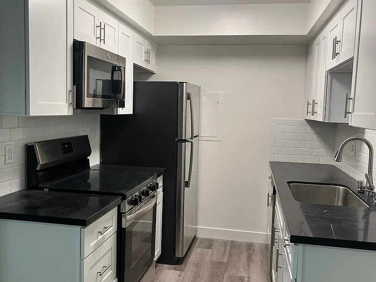 Ridgegate Apartments — Photo 20