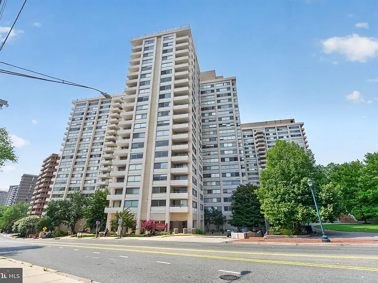 4515 Willard Ave #2203S — Photo 1
