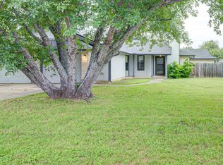 1900 Rawhide Dr APT B, Round Rock, TX 78681