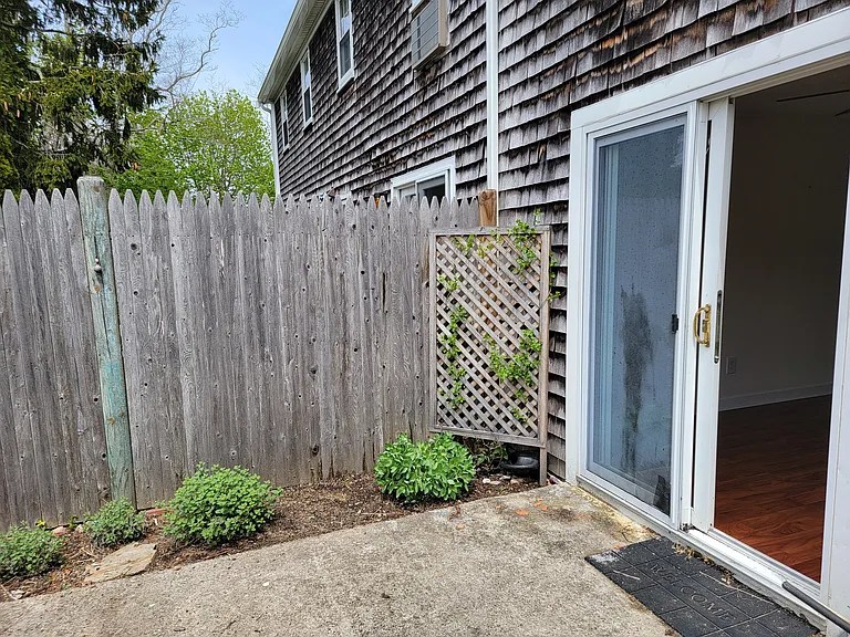 135 W Main St #5 — Photo 22