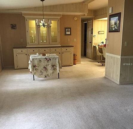3rd image of 589 E Club Blvd