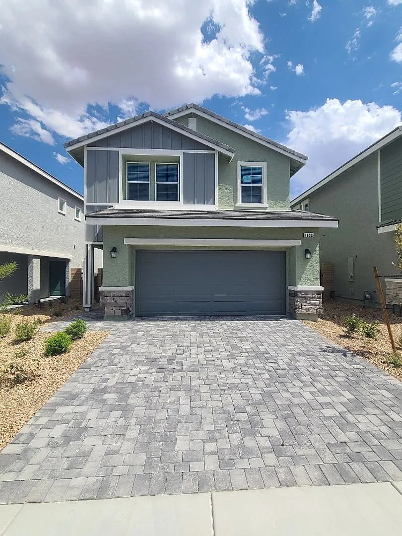 Brand New 2 story home in Cadence with 3 bedrooms, 2.5 bathrooms, loft, & 2 car garage! — Photo 1
