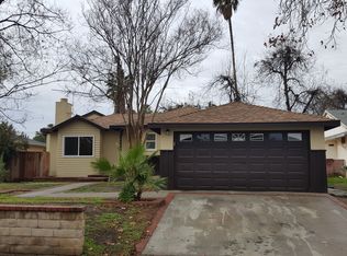 7725 Loma Verde Ave, Canoga Park, CA 91304