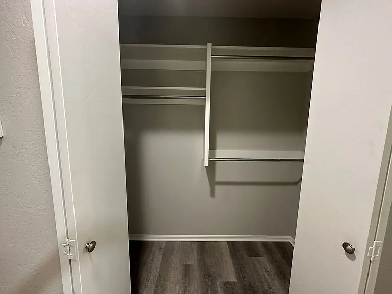 6102 N Ross Ave — Photo 14