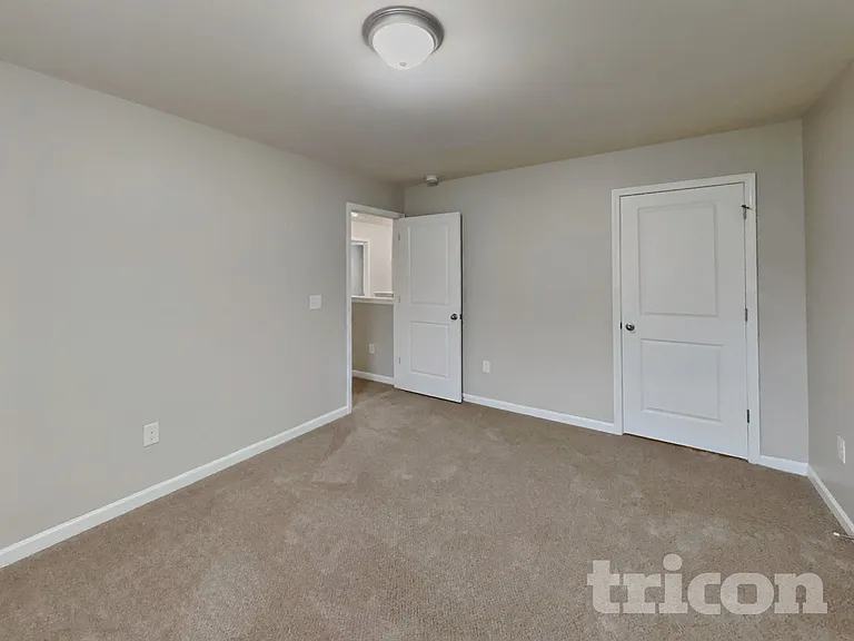 7553 Poplar Meadow Ln — Photo 10
