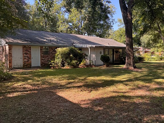 2nd image of 609 Willow Oak Dr