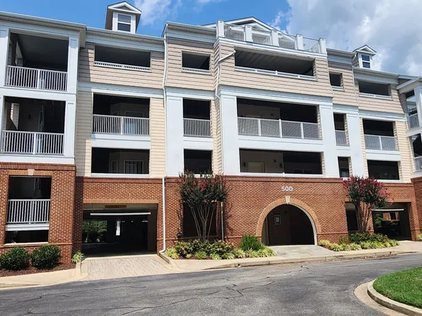 534 Oyster Bay Pl #401, Solomons, MD 20688