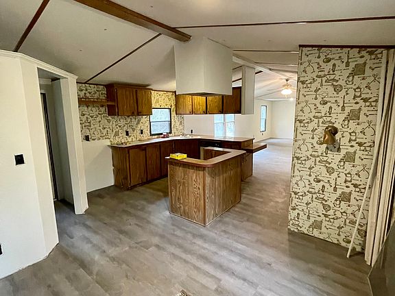 5th image of 2119 Anderson County Rd #450