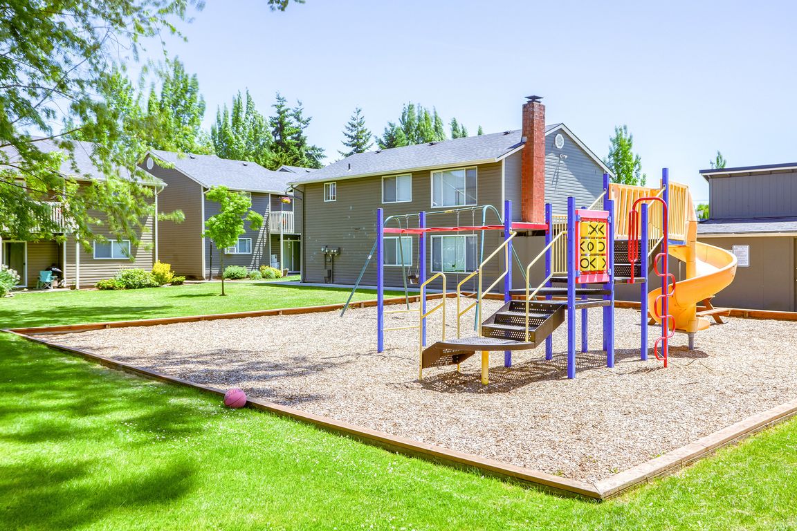 Chalet_Exterior 06-2023 32 (16)
