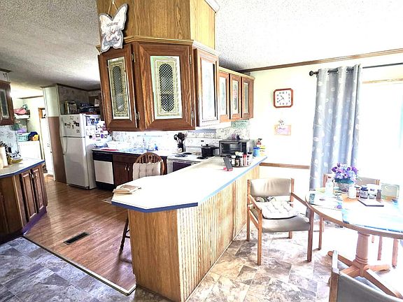 5th image of 15318 Thomure Lane