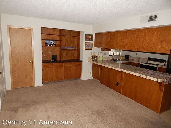 4th image of 4151 Sanderling Cir Unit 345