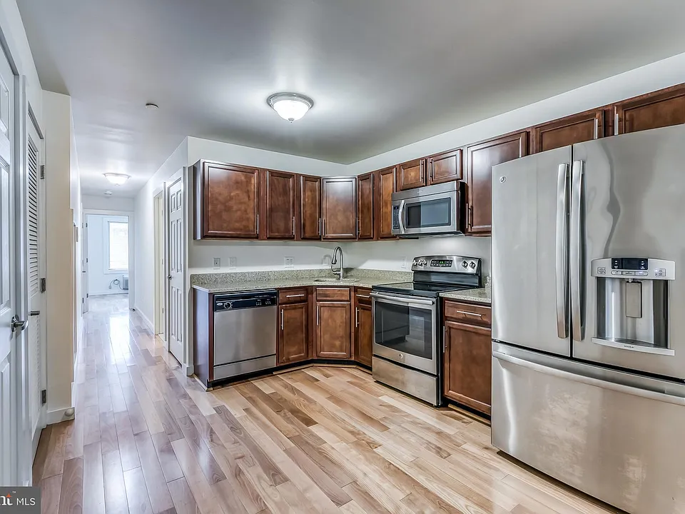 4122 Haverford Ave #2