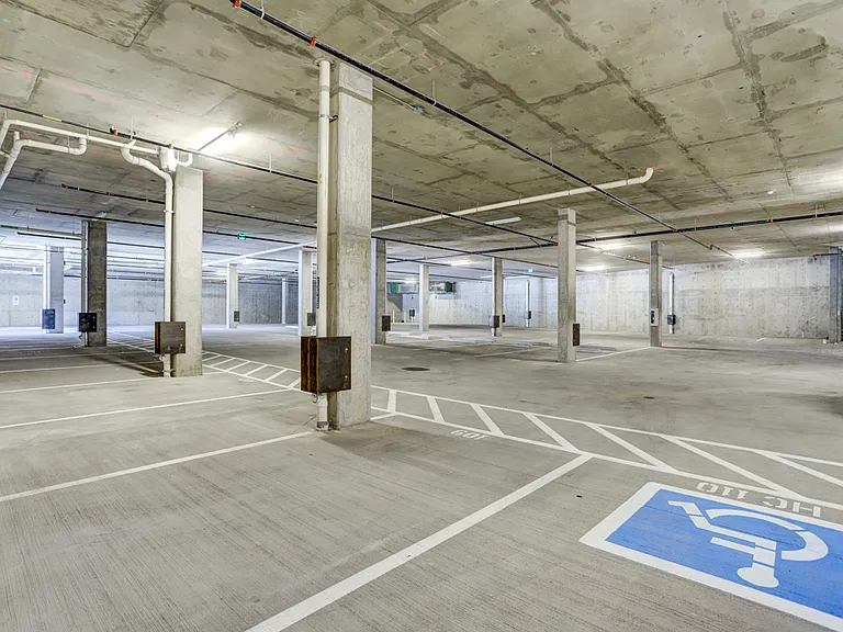 Burke + Union — Photo 44