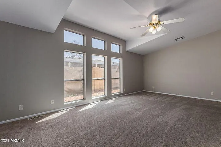 2923 E Tonto Ln — Photo 5