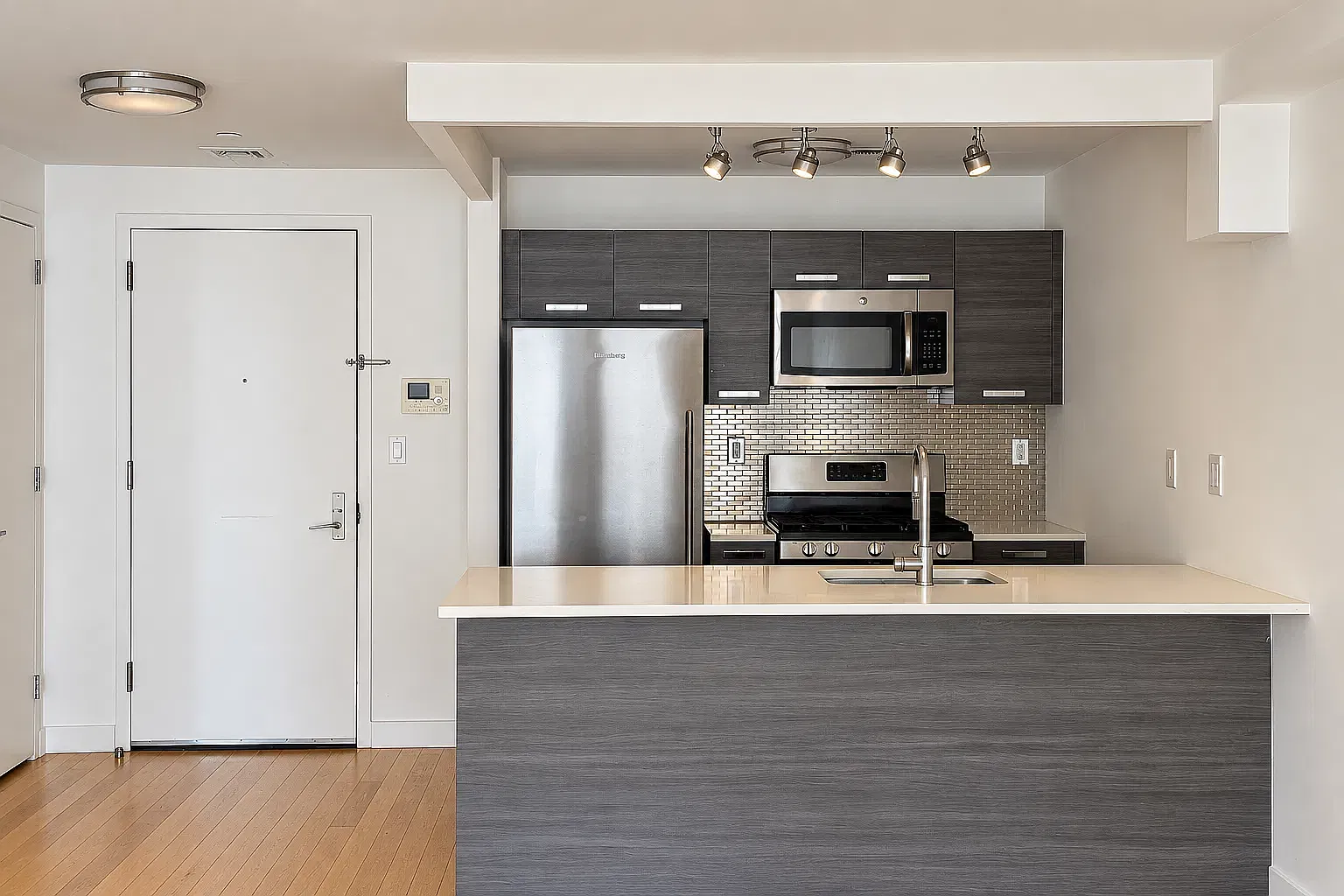 6 West 126th Street — Photo 3