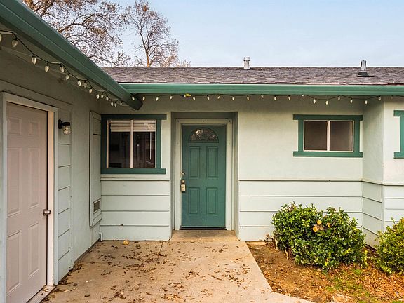 3rd image of 230 San Joaquin Dr