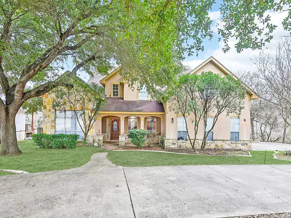450 Three Oaks, Seguin, TX 78155