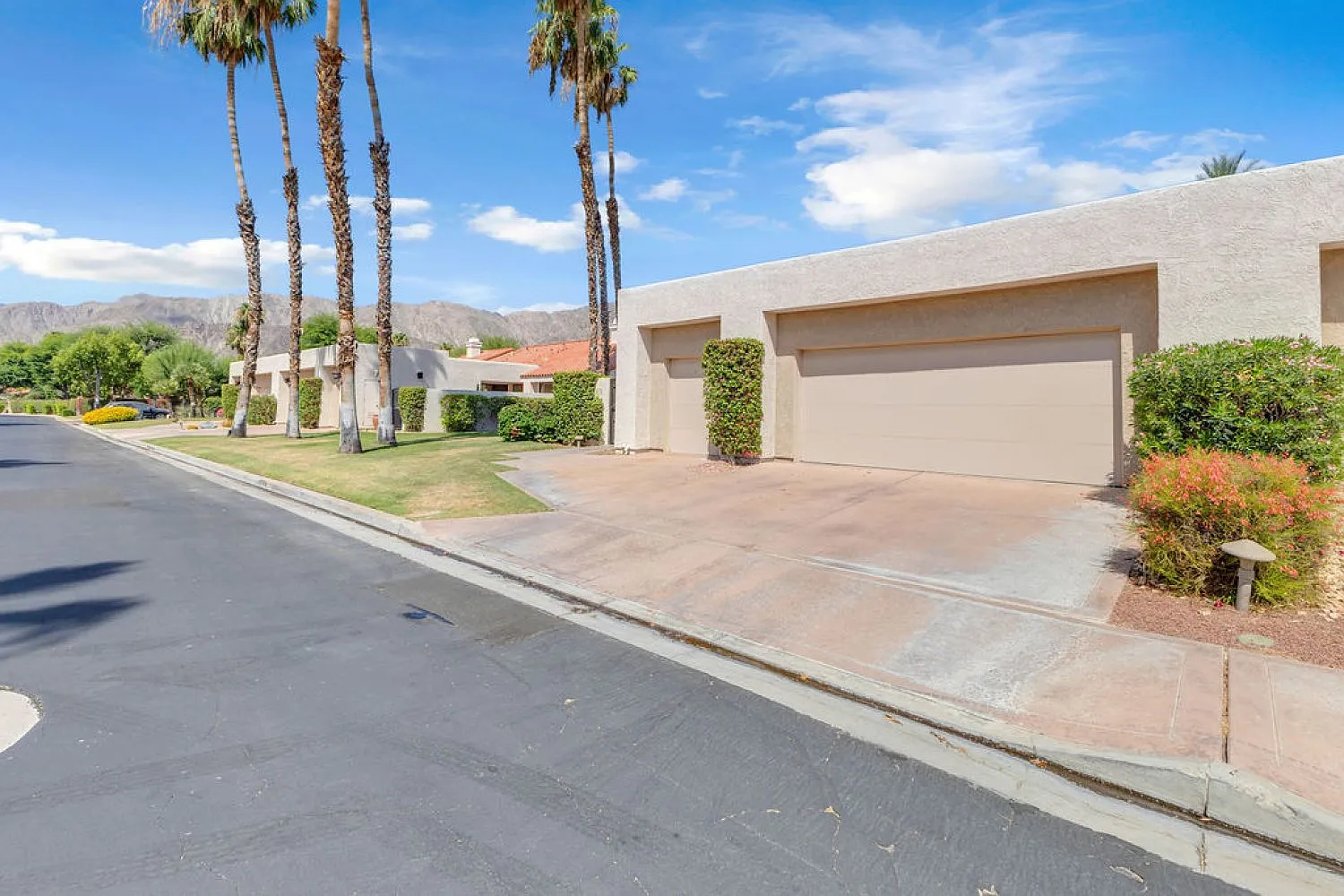 2 bed, 2023 sqft, $6,500 — Photo 3