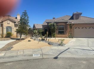 10562 N Spanish Bay Dr, Fresno, CA