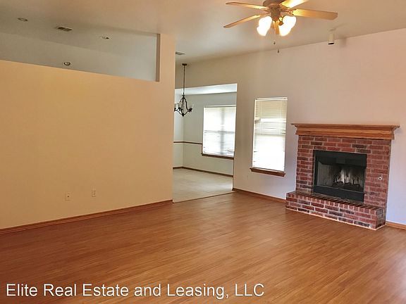3rd image of 2505 SE 93rd St