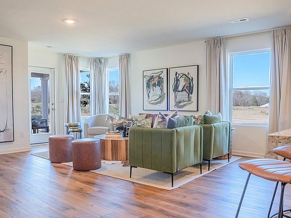 3rd image of 6281 Trace Cir