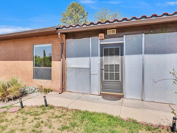 3rd image of 1213 Vista Dr