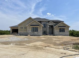 3915 S 210th Cir, Omaha, NE 68022