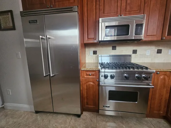 (undisclosed Address), Staten Island, NY 10307