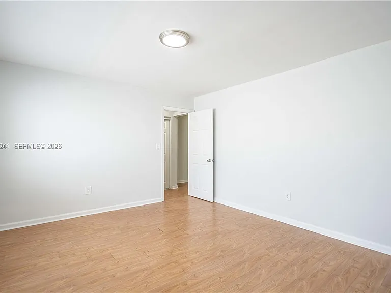 7931 East Dr #204 — Photo 12