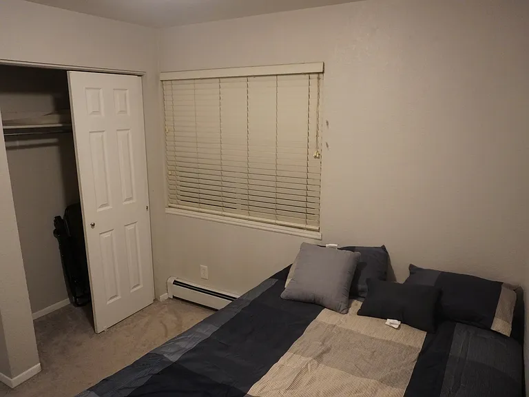 smaller room1