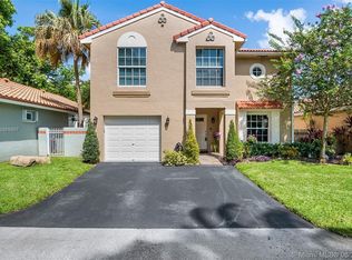 1511 Garden Rd, Weston, FL 33326