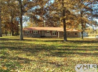 701 Flatwood Rd, New Johnsonville, TN 37134