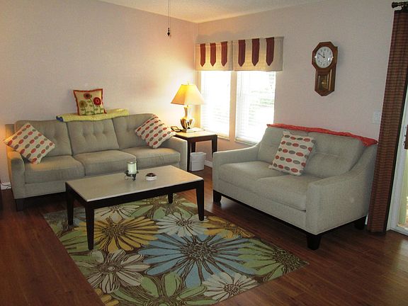 5th image of 4057 Las Brisas Pl