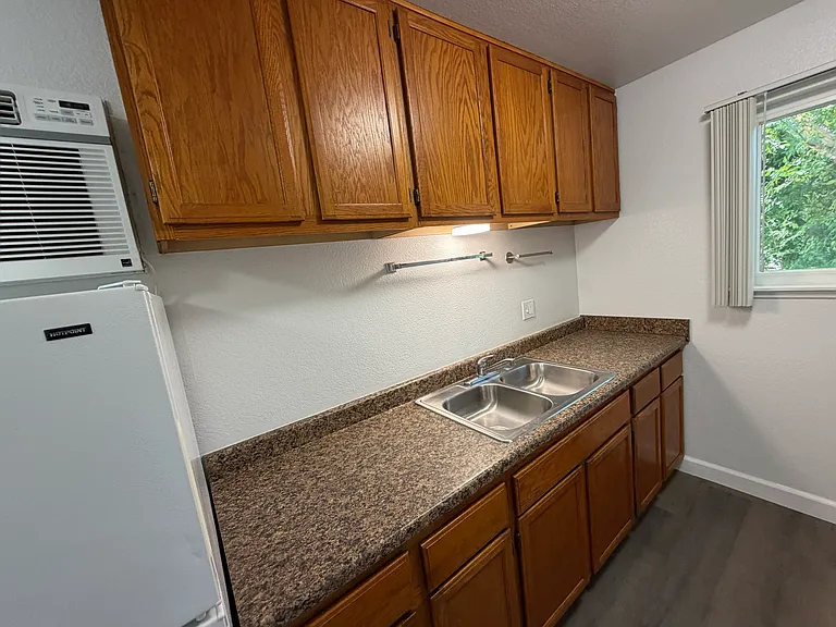 Arden Garden Apartments — Photo 24