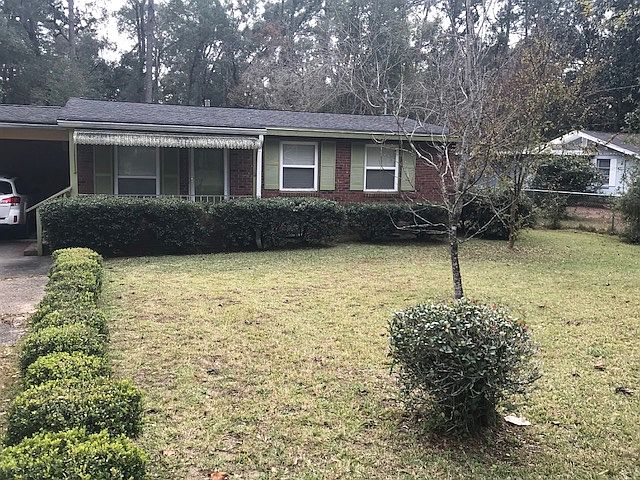 1st image of 205 Bragg Dr