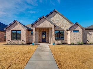 612 N 9th St, Wolfforth, TX 79382