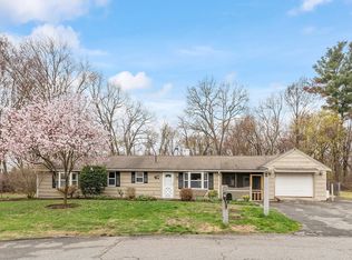 40 Elizabeth Rd, Billerica, MA 01821