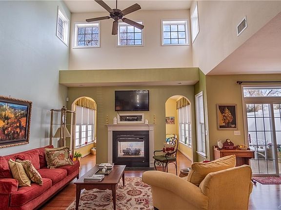 2nd image of 8188 Tavern Keepers Way #8188