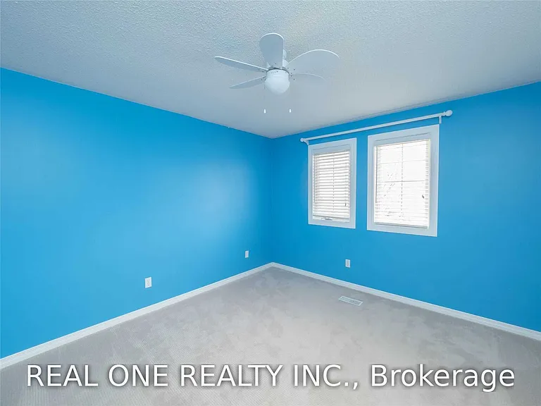 1520 Greenridge Cir — Photo 8