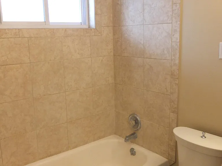 35 Renwood Pl — Photo 11