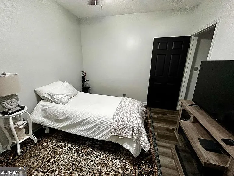 259 N Oliver St #A — Photo 33